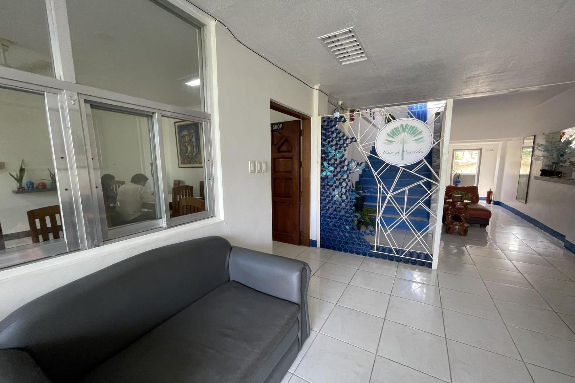 Casa De Praxides Tourist Inn Palawan بويرتو برينسيسا المظهر الخارجي الصورة