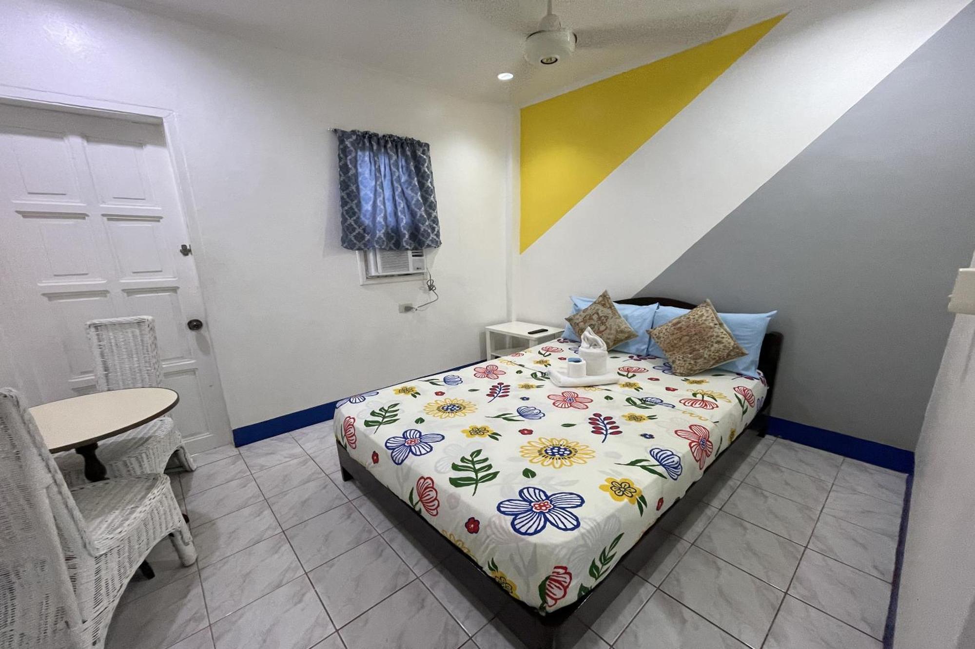 Casa De Praxides Tourist Inn Palawan بويرتو برينسيسا المظهر الخارجي الصورة